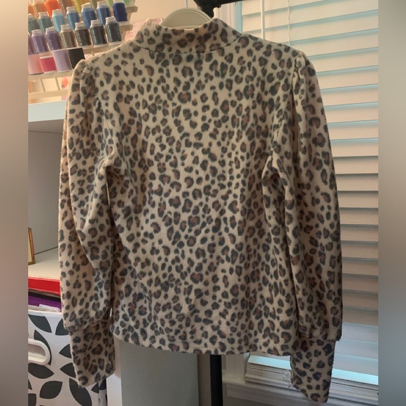21 Saints Women’s Leopard Print Long Sleeve Mock Neck Puff Sleeve Blouse Size S - Picture 2 of 3